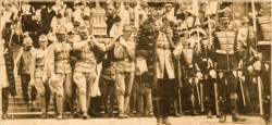 Könyörgő körmenet 1915. május 30. Tolnai Világlapja